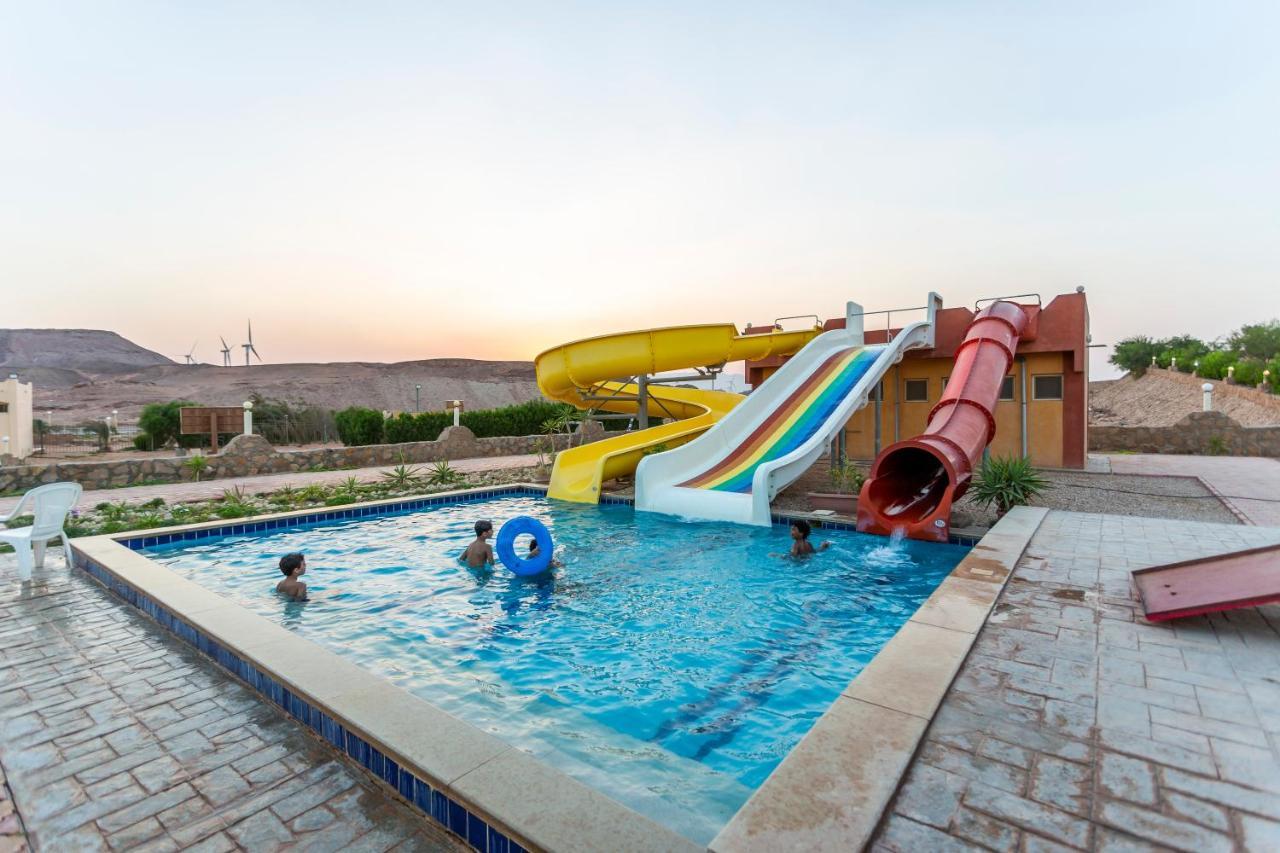 Fanar Hotel Ajn Suchna Zewnętrze zdjęcie