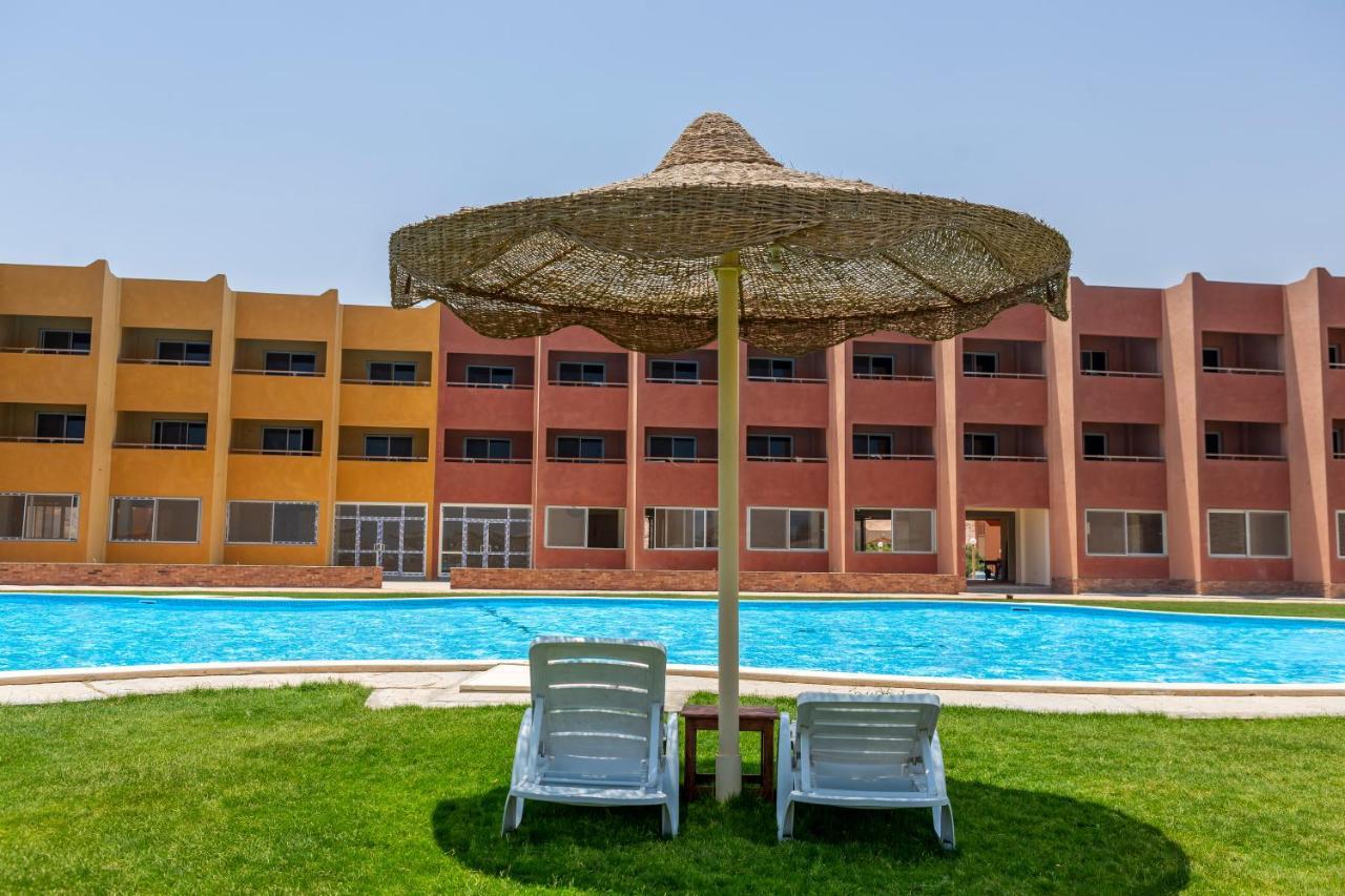 Fanar Hotel Ajn Suchna Zewnętrze zdjęcie